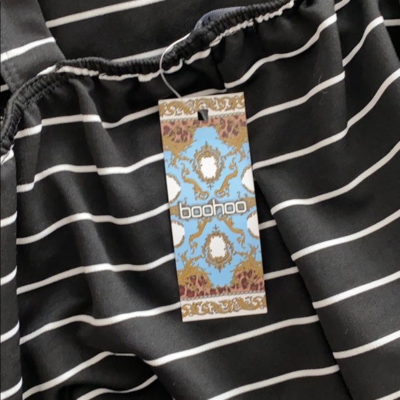 Boohoo maternity stripe romper - Picture 4 of 5